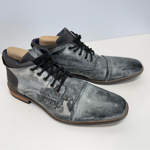 PARC CITY BOOT CO. Men\'s Distressed Gray Chukka Boots size 10 main image 6